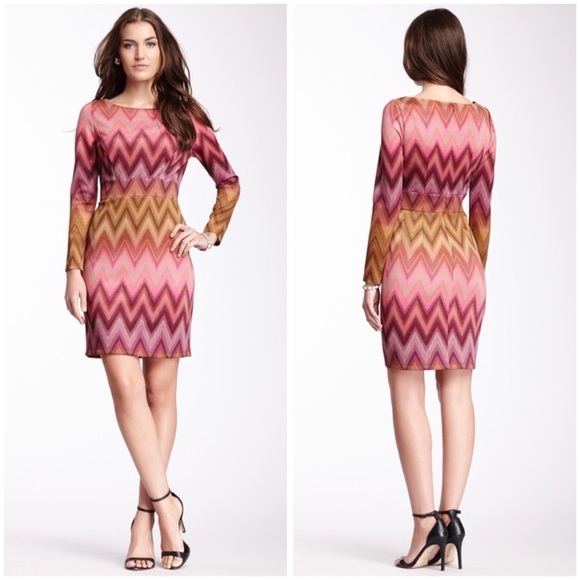 Jessica Simpson Dresses & Skirts - Jessica Simpson Graphic Dress Long Sleeves Sz 6